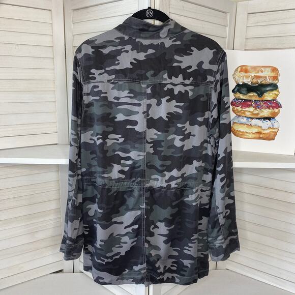 Knox Rose green camo jacket - Picture 8 of 9